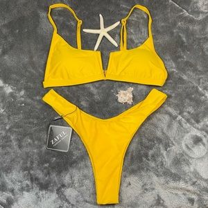 Zaful yellow V cut bikini